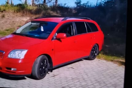 Toyota Avensis 239.000 km 2.700 € Hamburg 22415