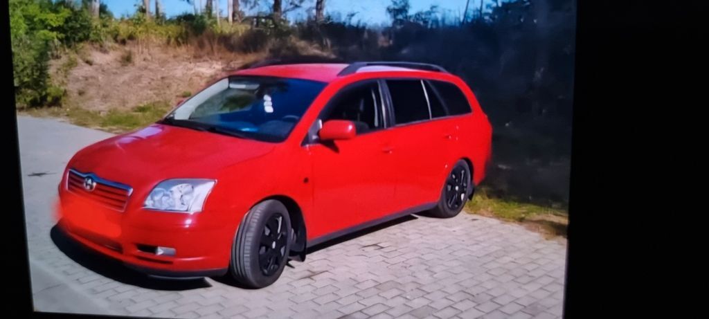 Toyota Avensis 239.000 km 2.700 € Hamburg 22415