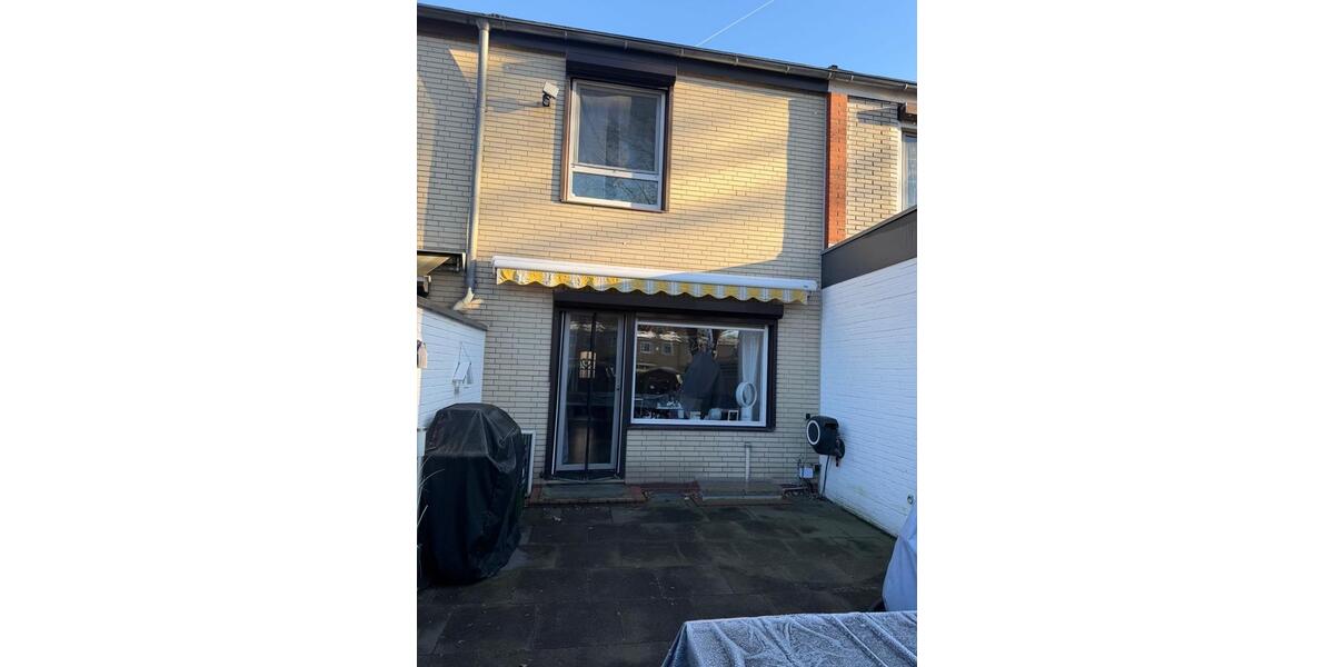 Tolles Reihenhaus in Hamburg Langenhorn ( direkt am Raakmoor) 3 zimmer