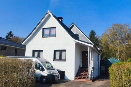 Haus Hamburg Langenhorn - 7 Zimmer, 200 m&sup2;, 650.000&euro; | Angebot:26882598
