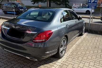 Mercedes-Benz C 250 227.000 km 13.250 € Hamburg 21107
