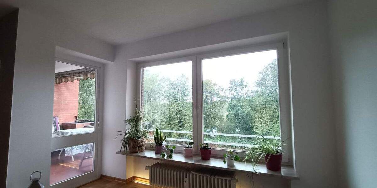 Etagenwohnung Glinde - 4 Zimmer, 95 m&sup2;, 1.295&euro; | Angebot:25703093