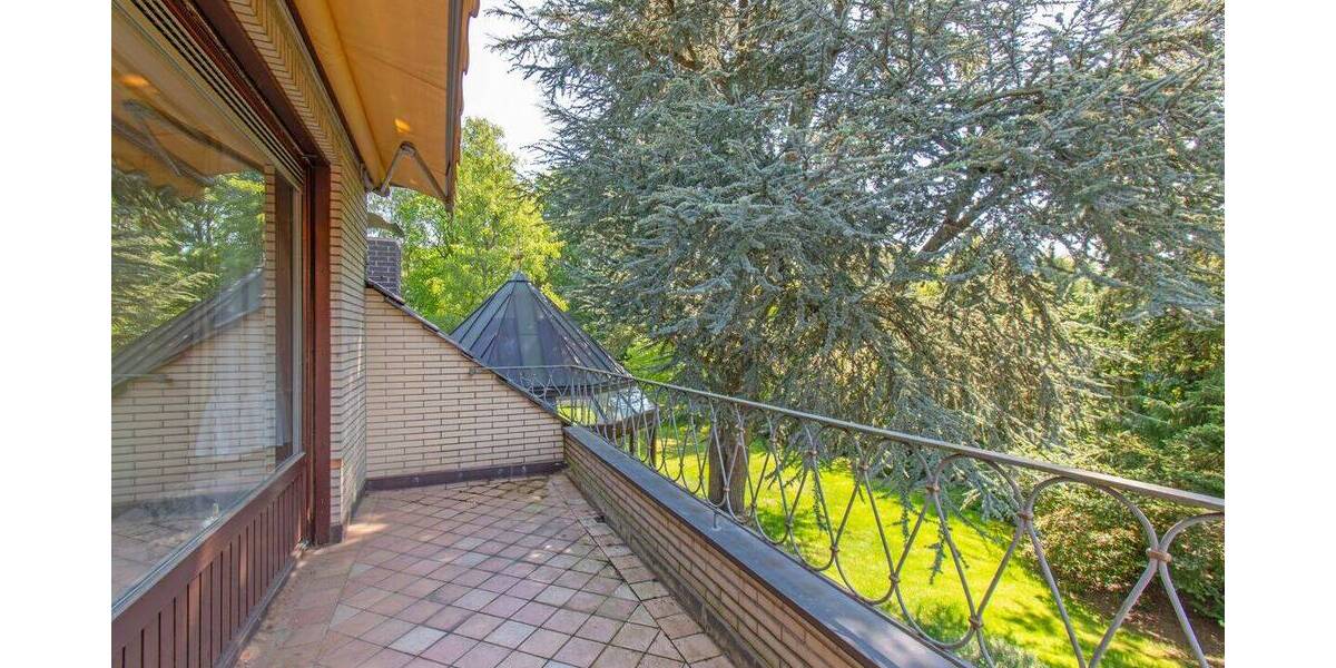 Einfamilienhaus Hamburg Hummelsbüttel - 8 Zimmer, 310 m&sup2;, 1.650.000&euro; | Angebot:26820338