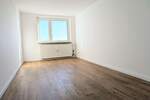 Etagenwohnung Quickborn - 3 Zimmer, 96 m&sup2;, 915&euro; | Angebot:25674364