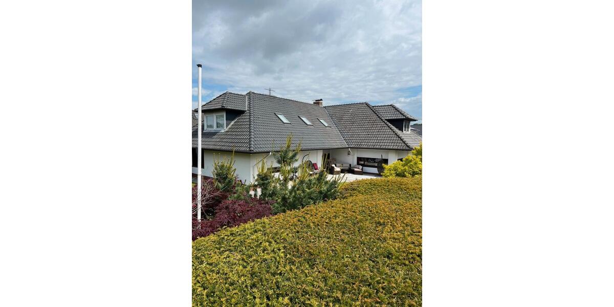 Einfamilienhaus Rellingen - 8 Zimmer, 300 m&sup2;, 995.000&euro; | Angebot:26701866
