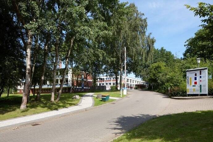 Gewerbeobjekt Hamburg Sinstorf - 4 Zimmer, 99 m&sup2;, 880&euro; | Angebot:24034217