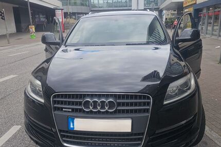 Audi Q7 246.000 km 5.650 € Hamburg 22085