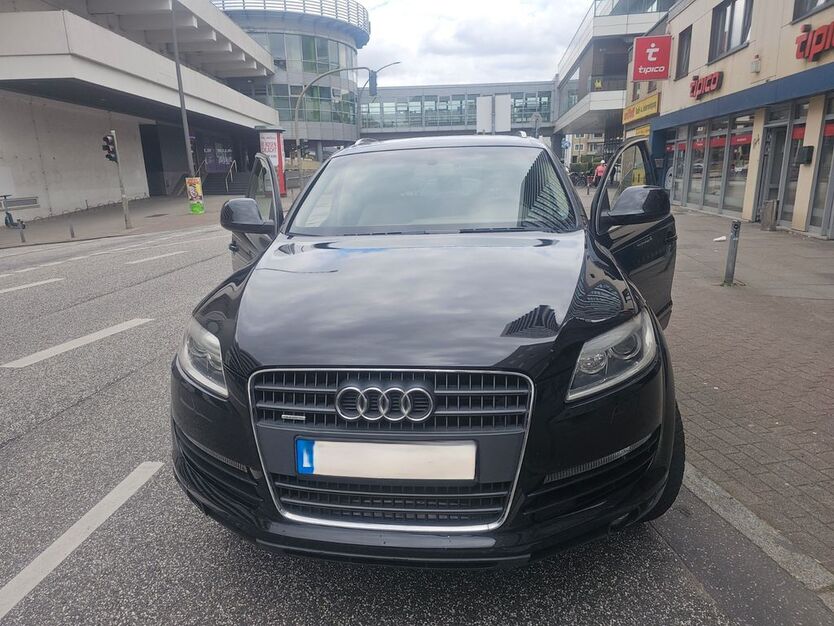 Audi Q7 246.000 km 5.650 € Hamburg 22085