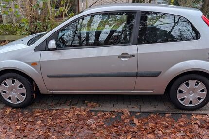 Ford Fiesta 201.000 km 1.300 € Barsbüttel 22885