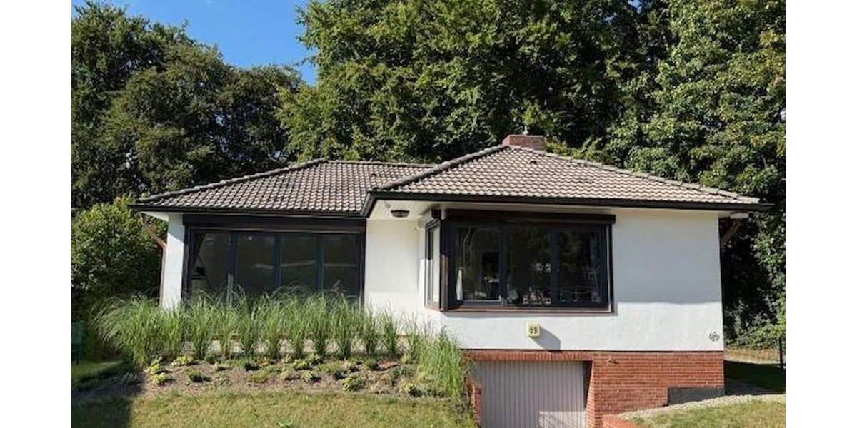 Provisionsfrei vom Eigentümer: Renovierter Bungalow in Parklage auf 702 m² Endgrundstück 4 zimmer