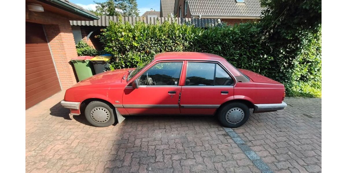 Opel Ascona 66.800 km 2.499 &euro; Hamburg 22457