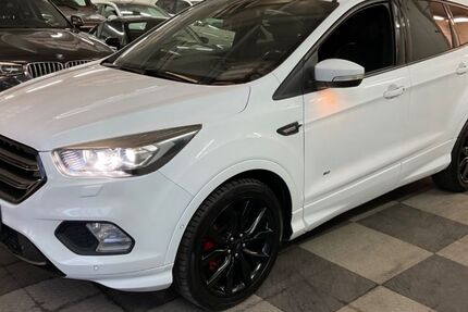 Ford Kuga 110.234 km 16.950 &euro; Hamburg 22087