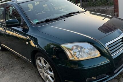 Toyota Avensis 211.800 km 2.500 &euro; Pinneberg 25421