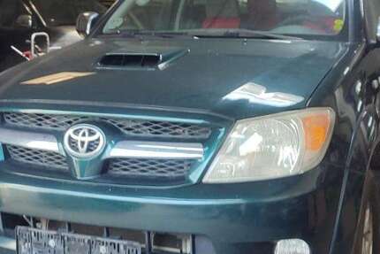 Toyota Hilux 405.132 km 8.200 &euro; Hamburg 20537