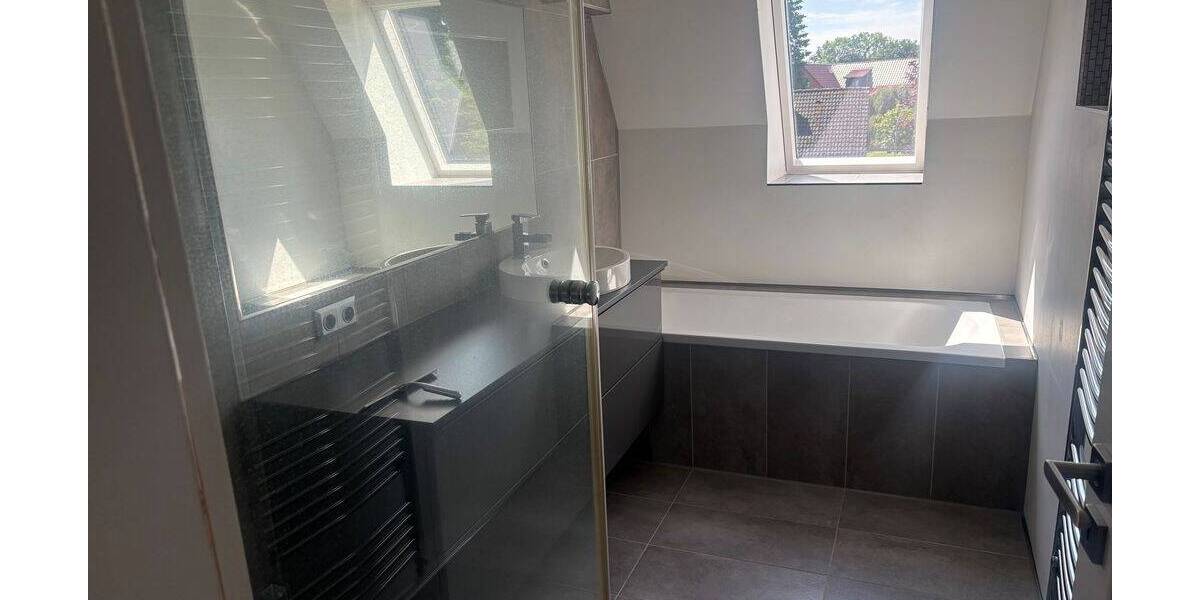 Einfamilienhaus Seevetal Emmelndorf - 4 Zimmer, 160 m&sup2;, 2.600&euro; | Angebot:26908643