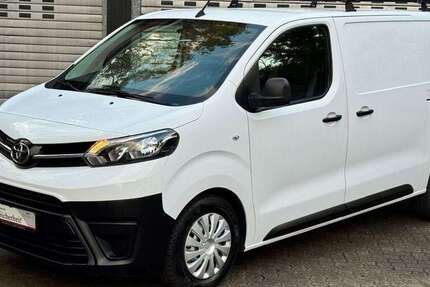 Toyota Proace 152.000 km 11.990 &euro; Norderstedt 22844