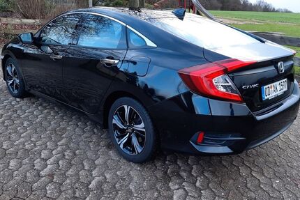 Honda Civic 85.000 km 16.250 € Hamburg 21031