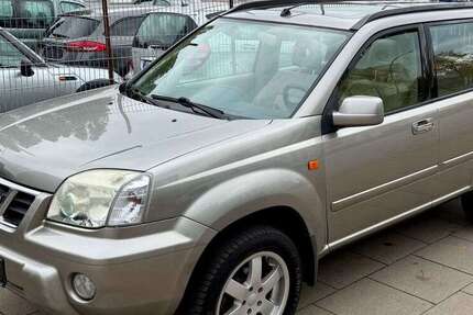 Nissan X-Trail 218.000 km 3.650 € Hamburg 20097