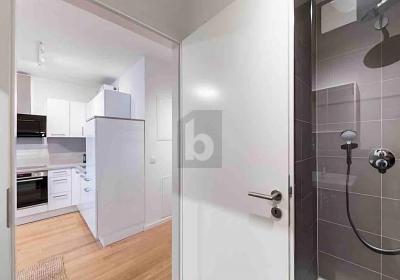 AB 01.07.26: MÖBLIERT IM HERZEN DER STADT, INKL. NK 1 zimmer