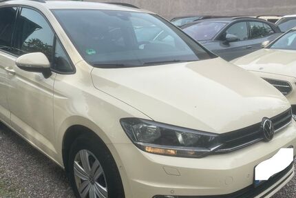 VW Touran 215.000 km 12.750 &euro; Hamburg 20537