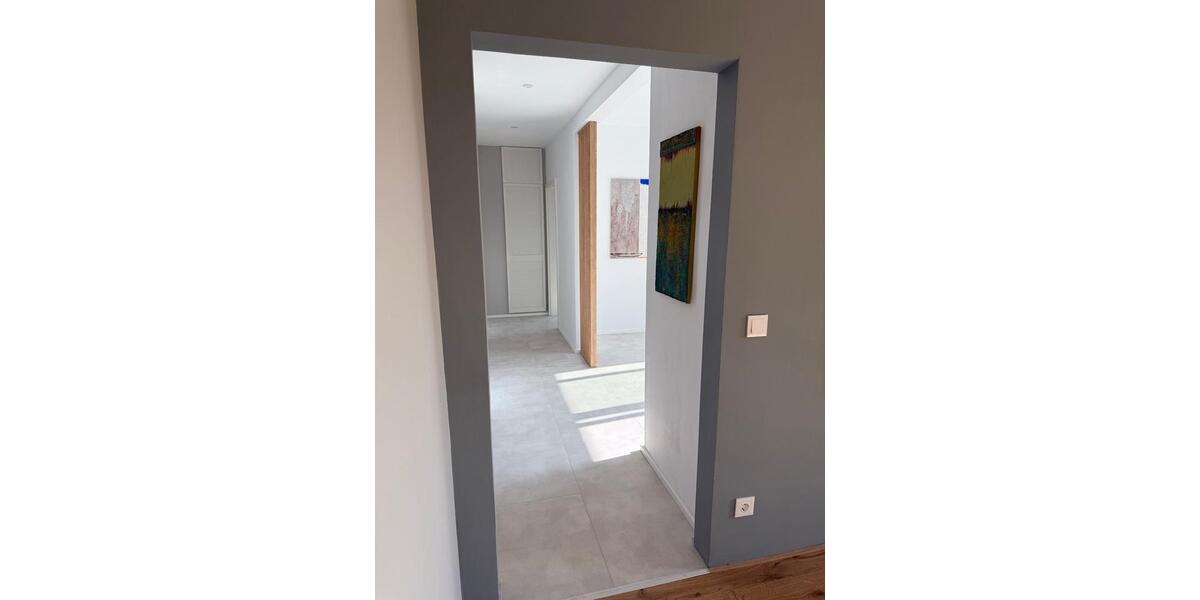 Eigentumswohnung, 3,5 Zimmer, 92qm, 2.OG, Topsaniert, von Privat 3.5 zimmer