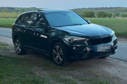 BMW X1 122.000 km 16.400 &euro; Hamburg Heimfeld 21075