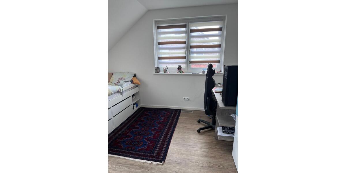 Doppelhaushälfte Hoisdorf - 4 Zimmer, 126 m&sup2;, 2.250&euro; | Angebot:26225615