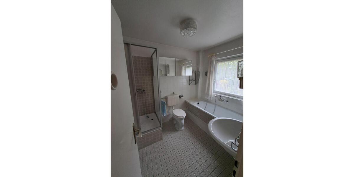 Reihenhaus Norderstedt Glashütte - 6 Zimmer, 150 m&sup2;, 420.000&euro; | Angebot:26959445