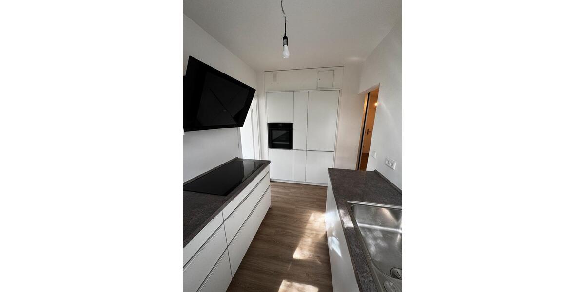 Etagenwohnung Hamburg Schnelsen - 4 Zimmer, 83 m&sup2;, 1.750&euro; | Angebot:26075337