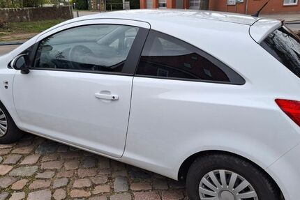 Opel Corsa 132.000 km 2.900 &euro; Dassendorf 21521