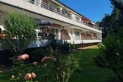 Wohnung Hamburg Schnelsen - 2.5 Zimmer, 64 m&sup2;, 1.100&euro; | Angebot:27069020