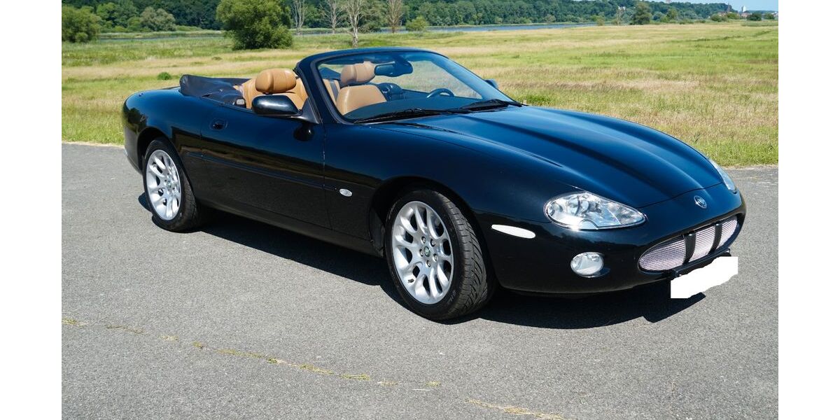 Jaguar XK8 68.667 km 32.400 &euro; Hamburg 21077