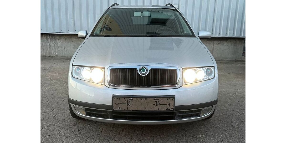 Skoda Fabia 128.547 km 3.700 &euro; Hamburg 20539