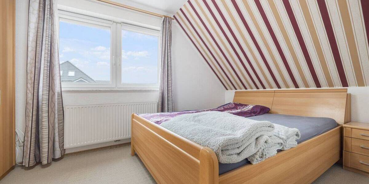 Mehrfamilienhaus, Wohnhaus Pinneberg - 6 Zimmer, 195 m&sup2;, 749.000&euro; | Angebot:26093594