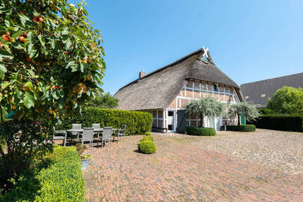 Haus Jork - 8 Zimmer, 360 m&sup2;, 769.000&euro; | Angebot:23962258