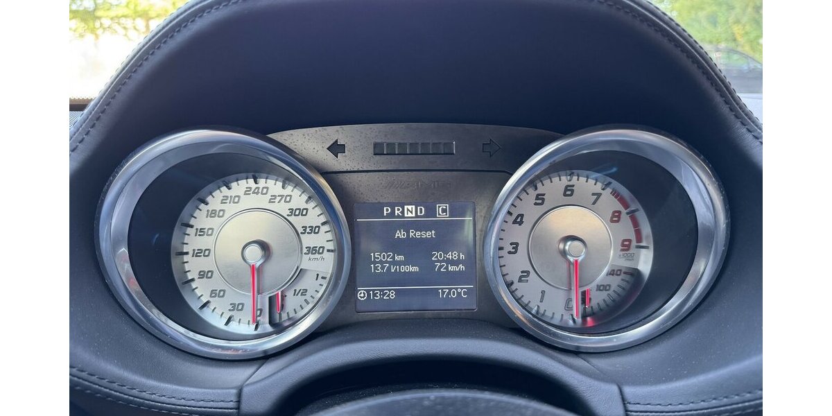 Mercedes-Benz SLS AMG dt Kfz 2. Hd Scheckheft 11 J. Vorbesitz 68.000 km 159.999 &euro; Hamburg 22339