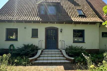 Haus Buxtehude - 9 Zimmer, 191 m&sup2;, 539.000&euro; | Angebot:26989794
