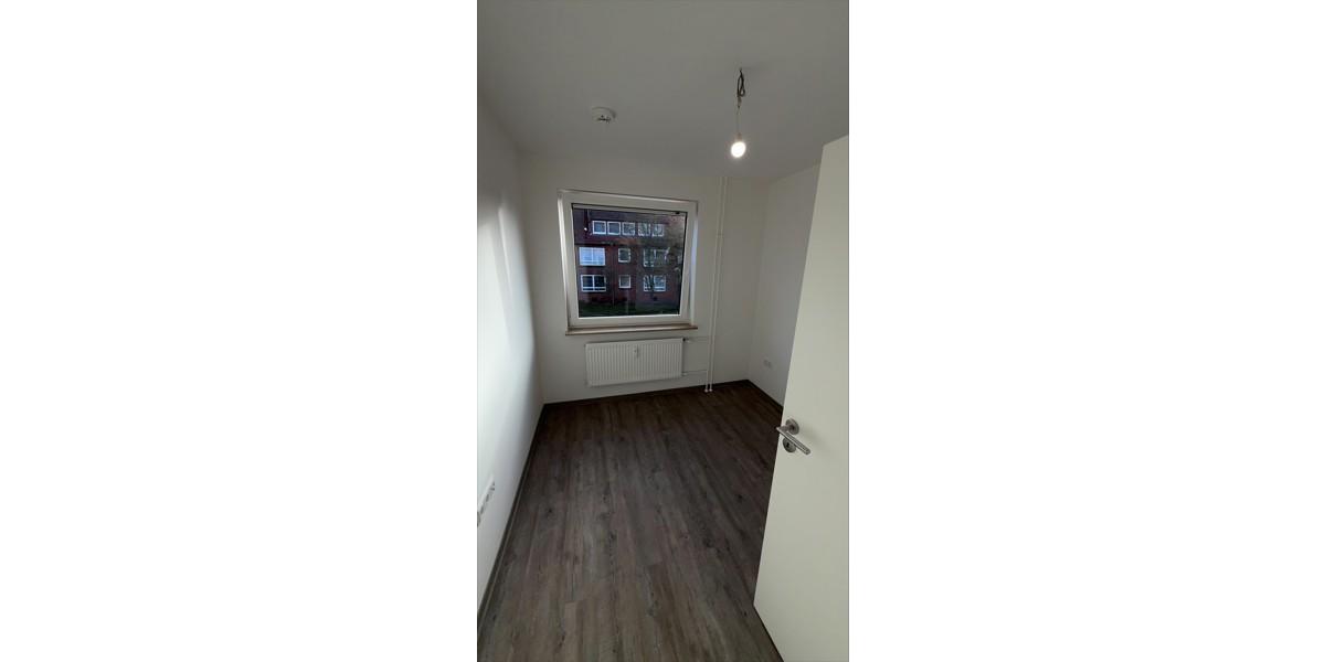 Etagenwohnung Geesthacht - 3 Zimmer, 73 m&sup2;, 730&euro; | Angebot:26144753