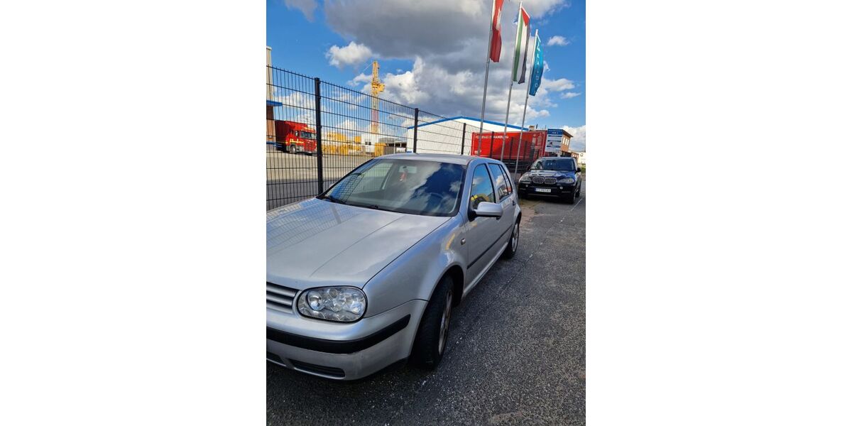VW Golf 270.000 km 990 &euro; Hamburg 22415