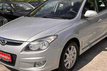 Hyundai i30 91.300 km 7.450 &euro; Hamburg 21079