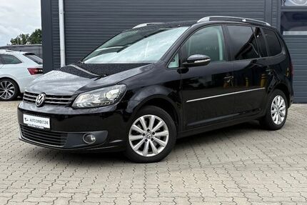 VW Touran 143.200 km 8.990 &euro; Ellerau 25479