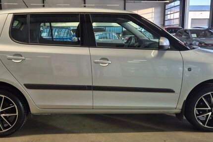 Skoda Fabia 45.000 km 8.290 &euro; Geesthacht bei Hamburg 21502
