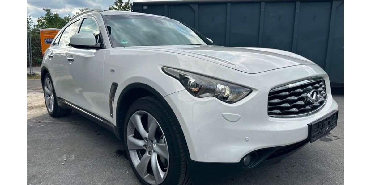 INFINITI FX 175.000 km 11.490 &euro; Hamburg 20535