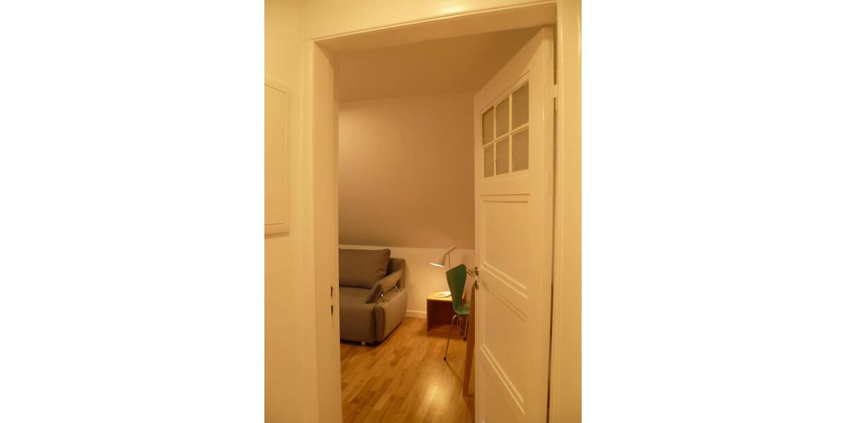 Dachgeschoßwohnung Hamburg Bahrenfeld - 2.5 Zimmer, 82 m&sup2;, 1.150&euro; | Angebot:26279207