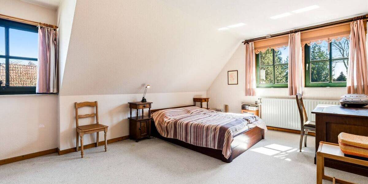 Einfamilienhaus Hamburg Wellingsbüttel - 3 Zimmer, 135 m&sup2;, 1.000.000&euro; | Angebot:26501600