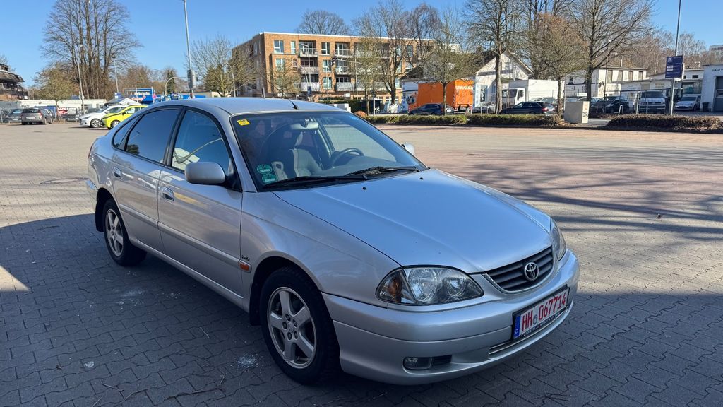 Toyota Avensis 283.000 km 1.999 &euro; Hamburg 22045