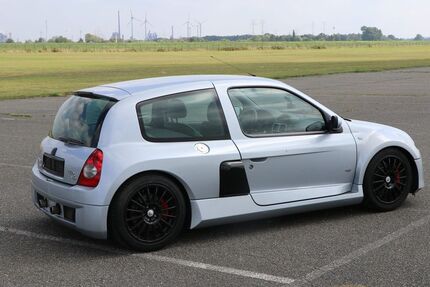 Renault Clio 47.000 km 68.000 &euro; Wedel 22880