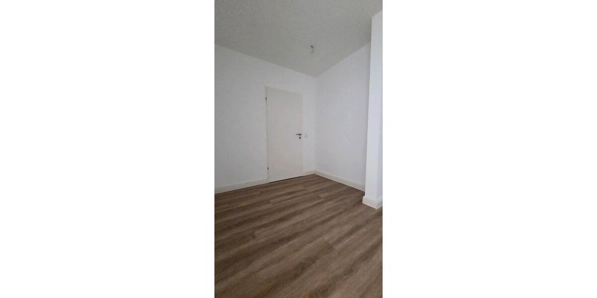 Hochparterre Hamburg Wandsbek - 2 Zimmer, 68 m&sup2;, 330.000&euro; | Angebot:27220360