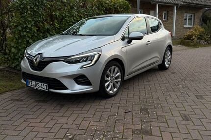 Renault Clio 39.800 km 12.900 &euro; Geesthacht 21502