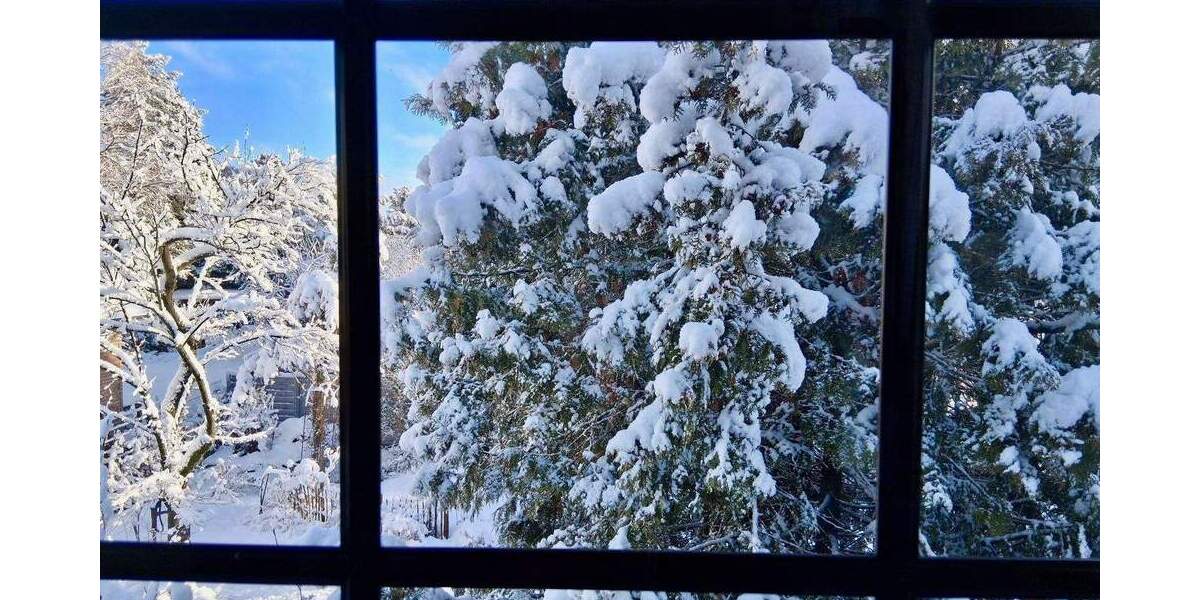 Courtagefrei - EFH mit Wellnesscharakter - Whirlpool - Wärmekabine - Bus und S Bahn Krupunder in ein paar Gehminuten - 277 m2 WflNfl. zimmer